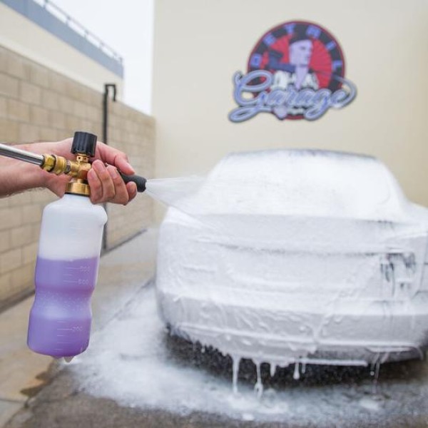 Extreme Bodywash & Wax Car Wash Soap With Color Brightening Technology, 1 Gal.